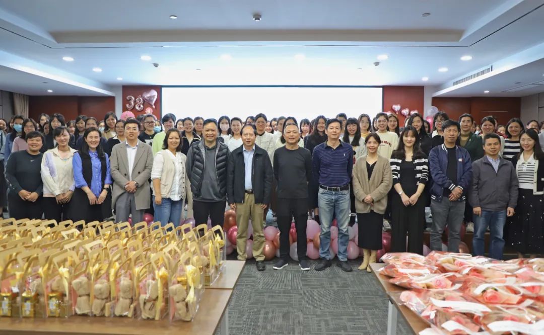 中信恒泰集團(tuán)開展“品味生活 感受幸福”三八婦女節(jié)主題活動